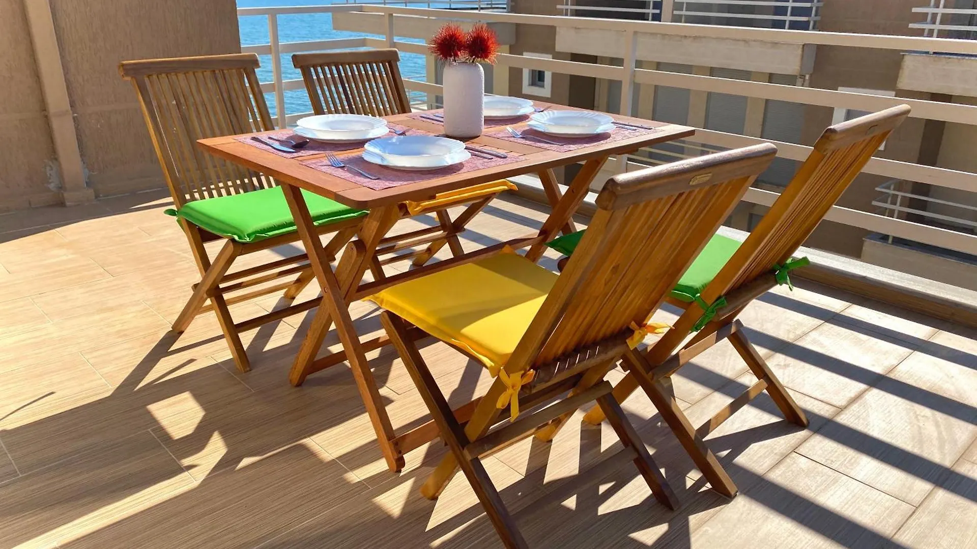 Eka Luxury Beachfront Two-Bedroom Apartment Vlorë